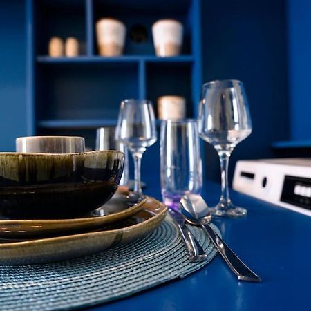 Bluexenia 1 Bedroom Retro Luxury Atina Dış mekan fotoğraf